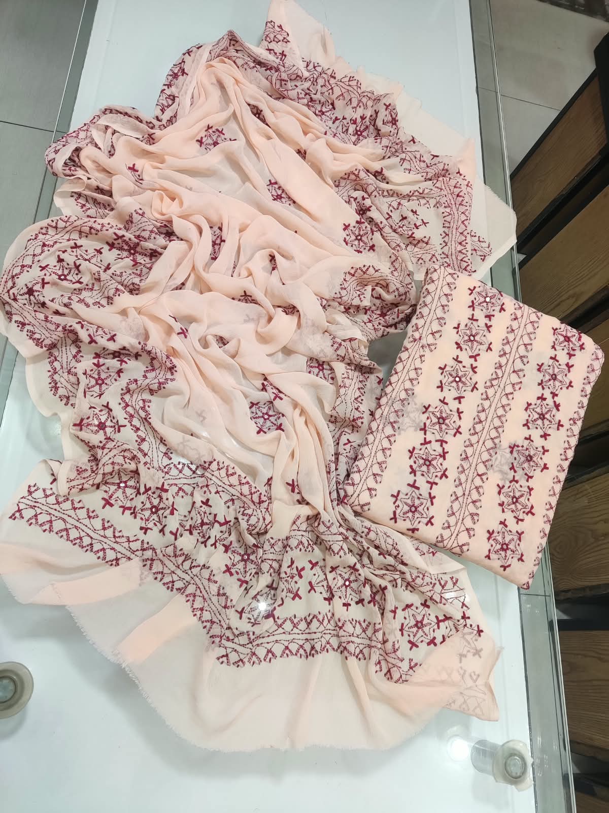 Jaal Sheesha Work Suit - Peach Cream