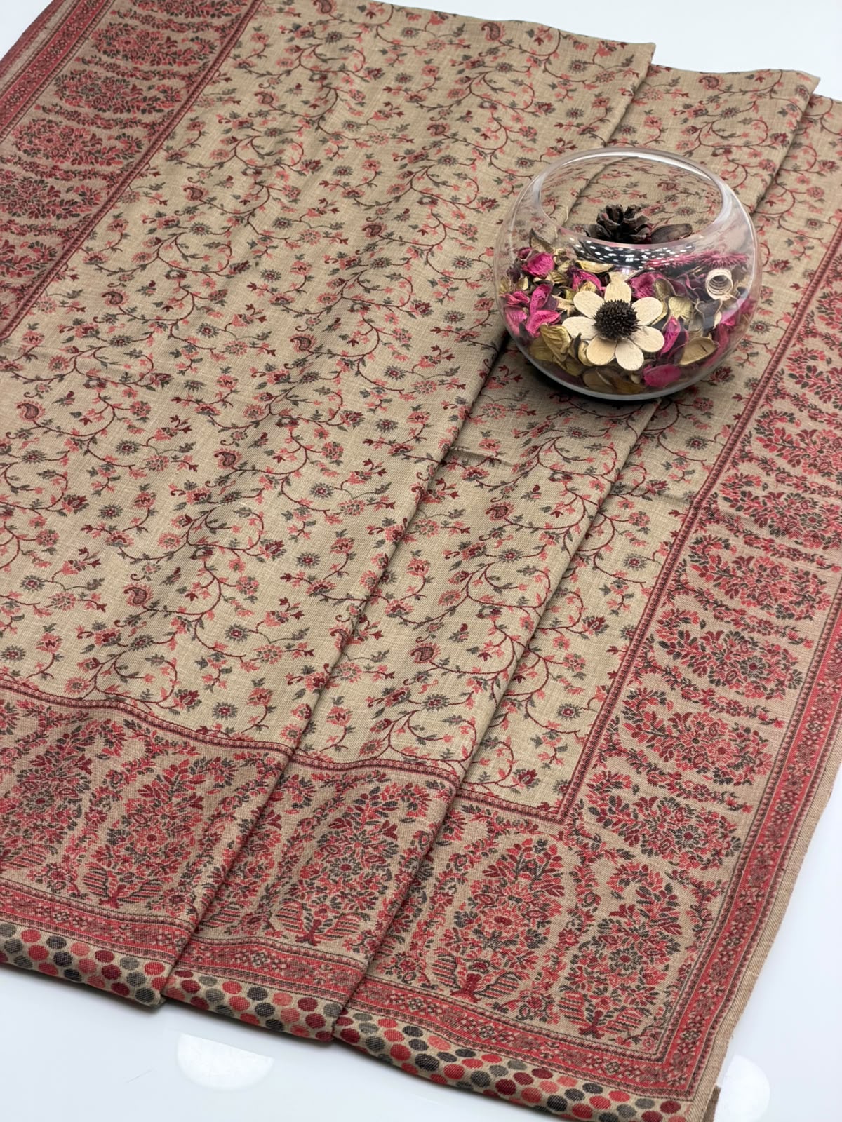 Pure Pashmina Kaani Work Shawl, border detail