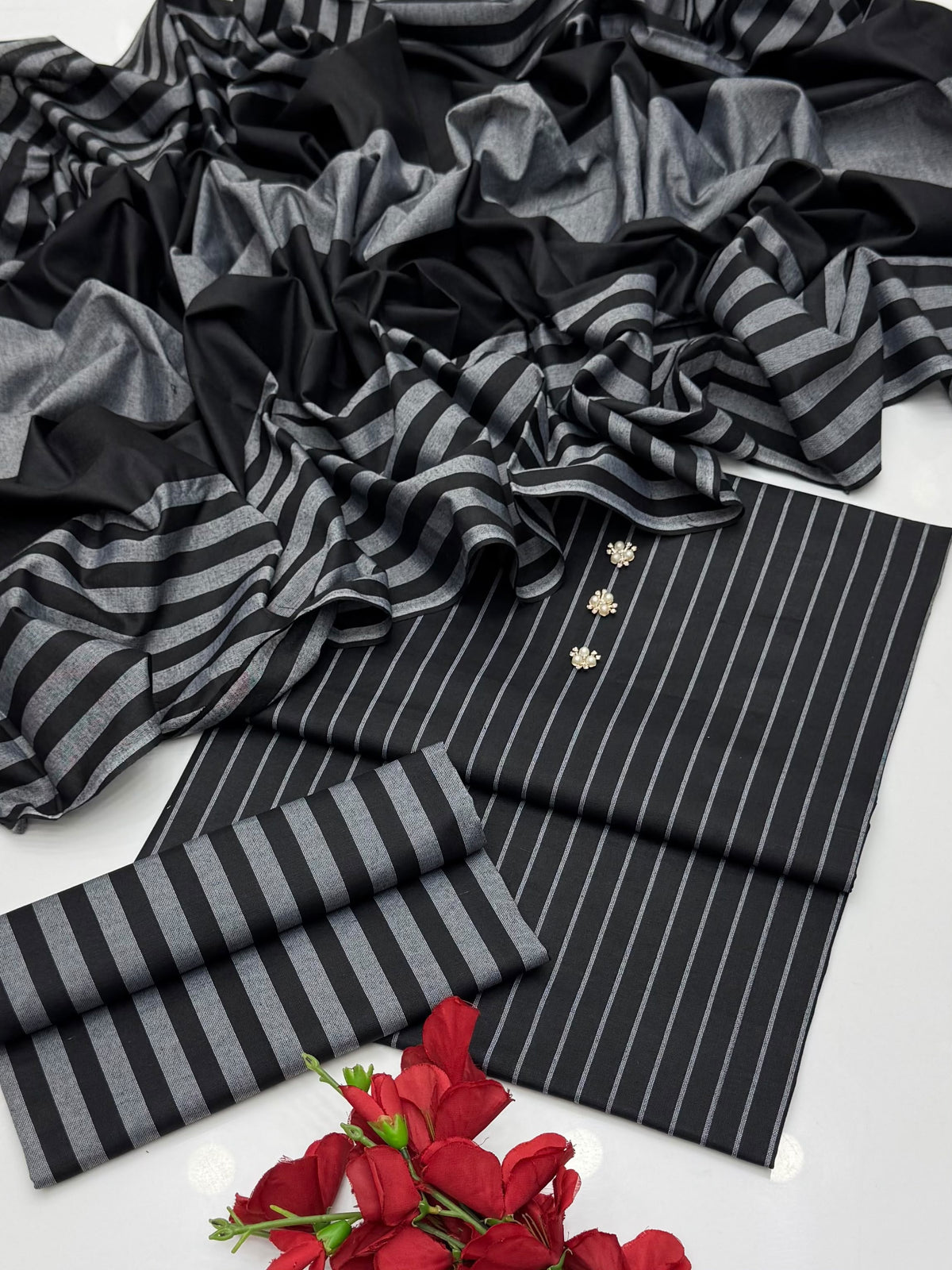 Multani Khaddar Sussi Winter Suit - Black & Grey fabric